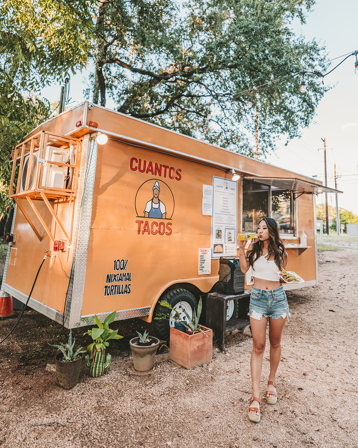 Jarritos taco truck in Austin Texas