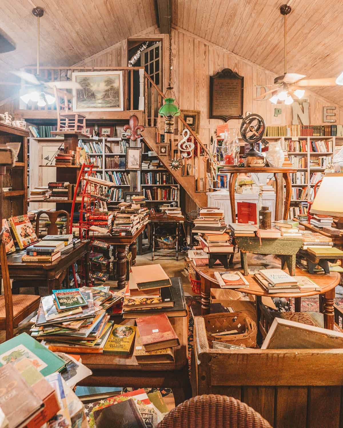 Fletchers Books & Antiques in Salado Texas