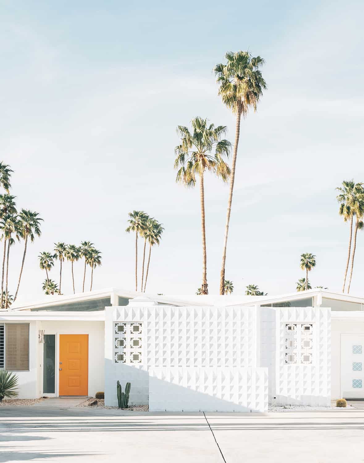 things to do in Palm Springs California | instagrammable houses | cute