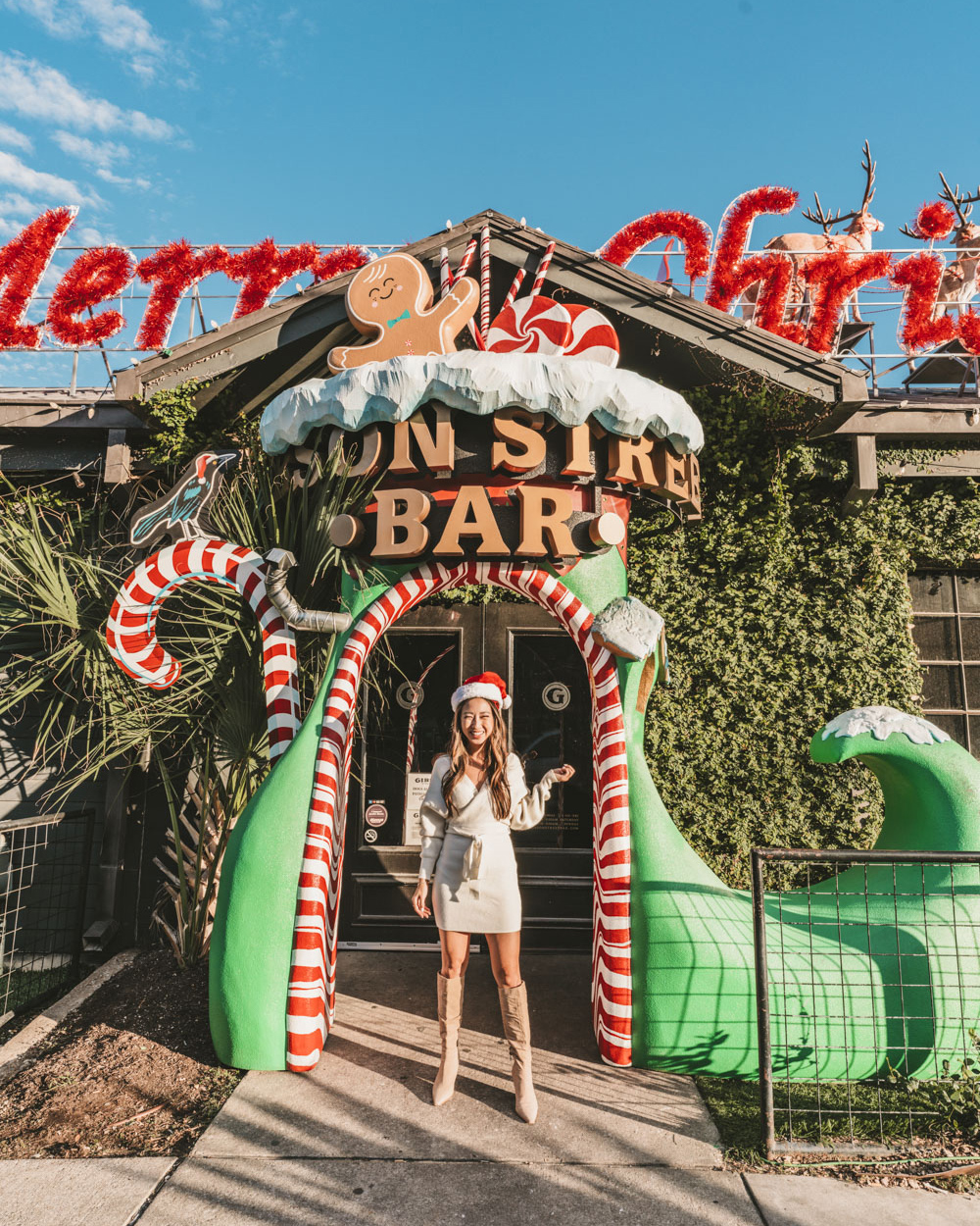 Gibson Wonderland - Christmas bar in Austin Texas