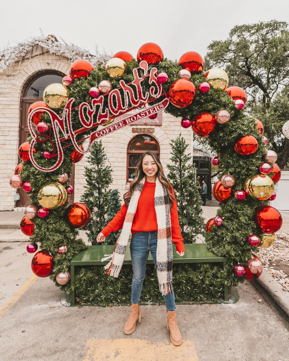 Mozart's Christmas Lights Show in Austin Texas